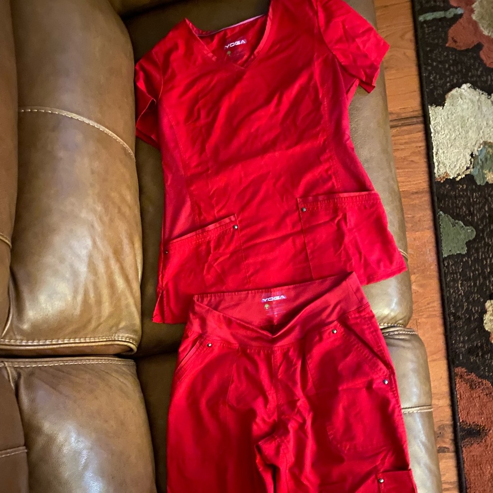 Healing hands red scrub set
